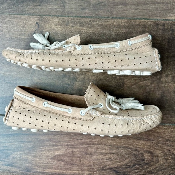 Coach Beige Nadia Moccasins - Leather Driving Shoes with Tassels - Size: 7.5 - Picture 2 of 13